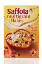Saffola Multi-Grain Flakes Nutty Crunch, 400g