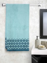 Trident Macaron Solid 525 GSM Cotton Bath Towel - Deni Dolf