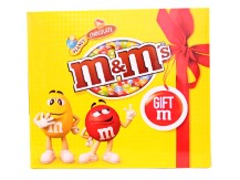 M &M s  Valentines Day Chocolate gift pack 135g