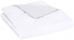 [Apply RS 350 off coupon] AmazonBasics Reversible Microfiber Comforter - Single (63"x90") - White