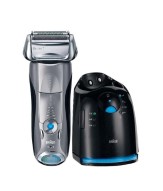 Braun Series 7 790cc - 4 Shaver for Men Rs. 13992 at Snapdeal