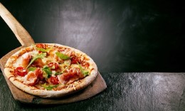Dominos gift Voucher worth Rs. 500 for Rs. 355 at Nearbuy