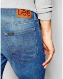 Lee Mens Jeans up to 70% Off starting from Rs 979 @ Amazon